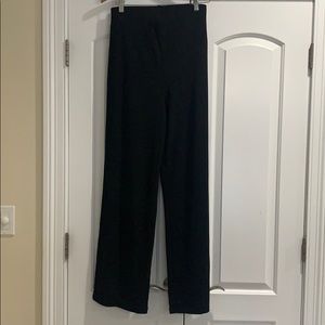 Mimi Maternity Black straight leg pants -Size M🤰🏼